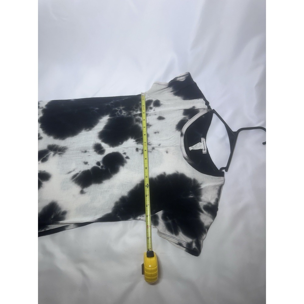 Caution To The Wind Women's Tie Dye Maxi Dress Black White Short Sleeve Casual - Picture 5 of 5